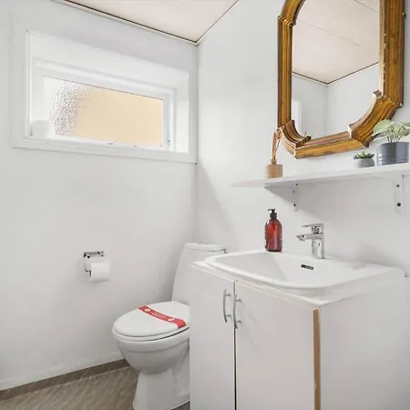 Prázdninový dům 4786-ronne-brobakken-1 Rønne