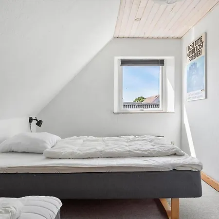 4786-ronne-brobakken-1 * Rønne